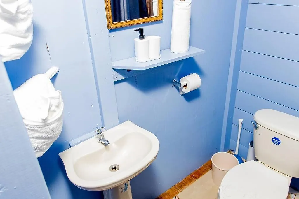 Cozy Cottage With Nature Views & Modern Amenities Negril
